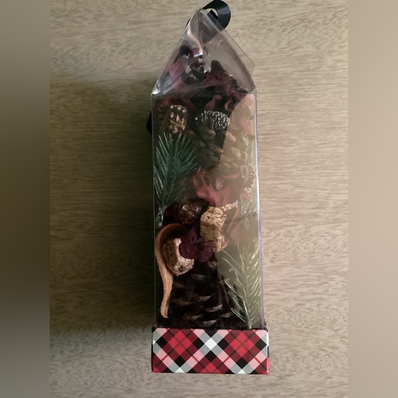 Posh Anniversary Giveaway 2 - Picture 6 of 10